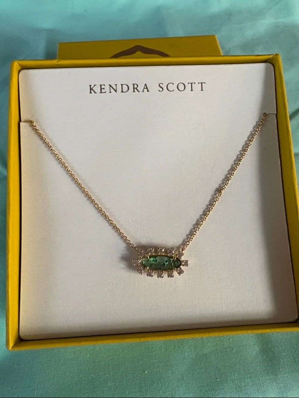Kendra Scott Necklace New in Box Gold and Green Kyocera/CZ stones